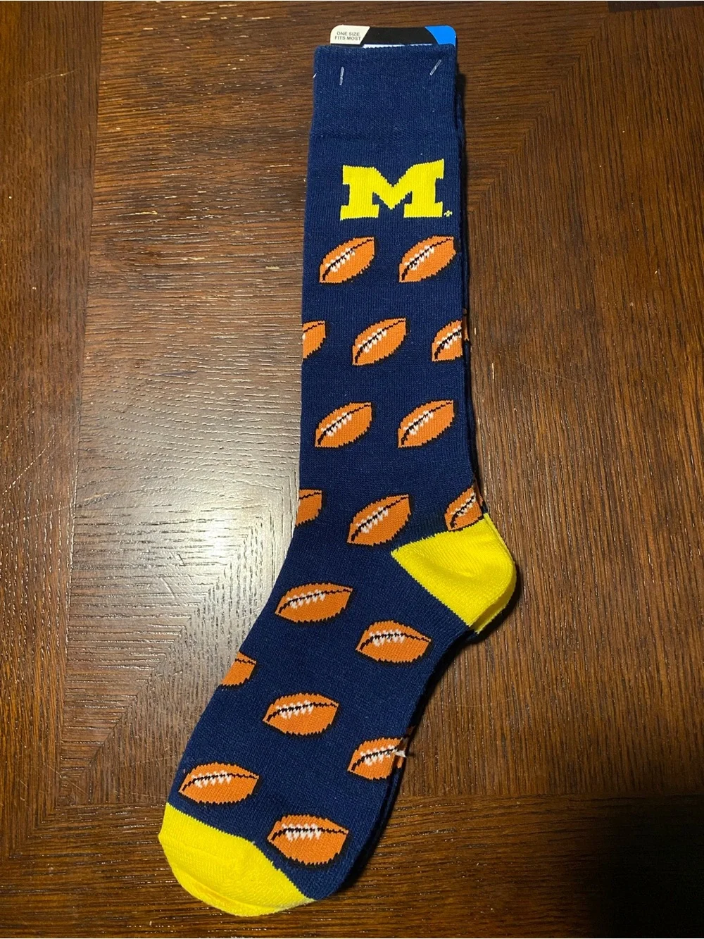 Michigan Wolverines Football Men’s Dress Socks NCAA College For Bare Feet NWT